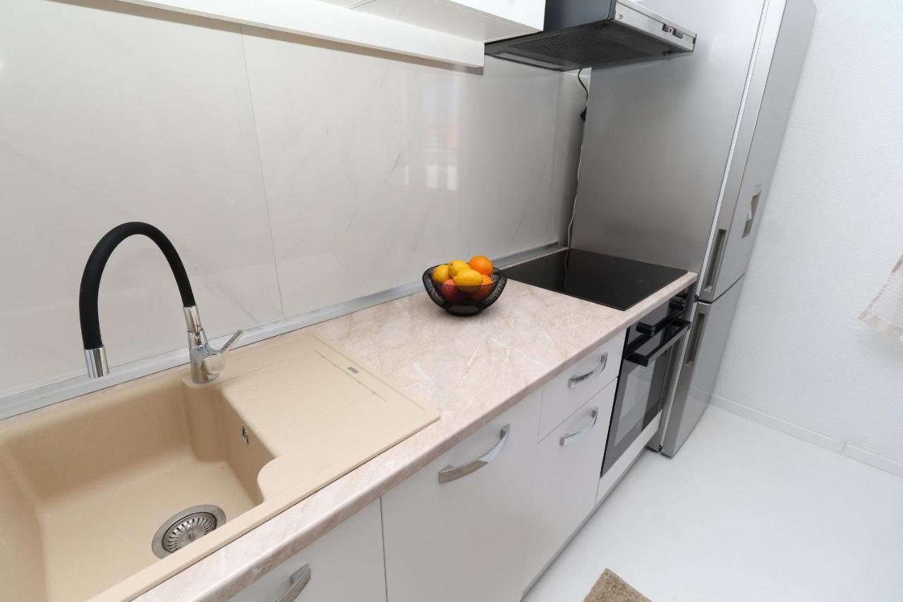 Apartmani Kike Makarska Exterior photo